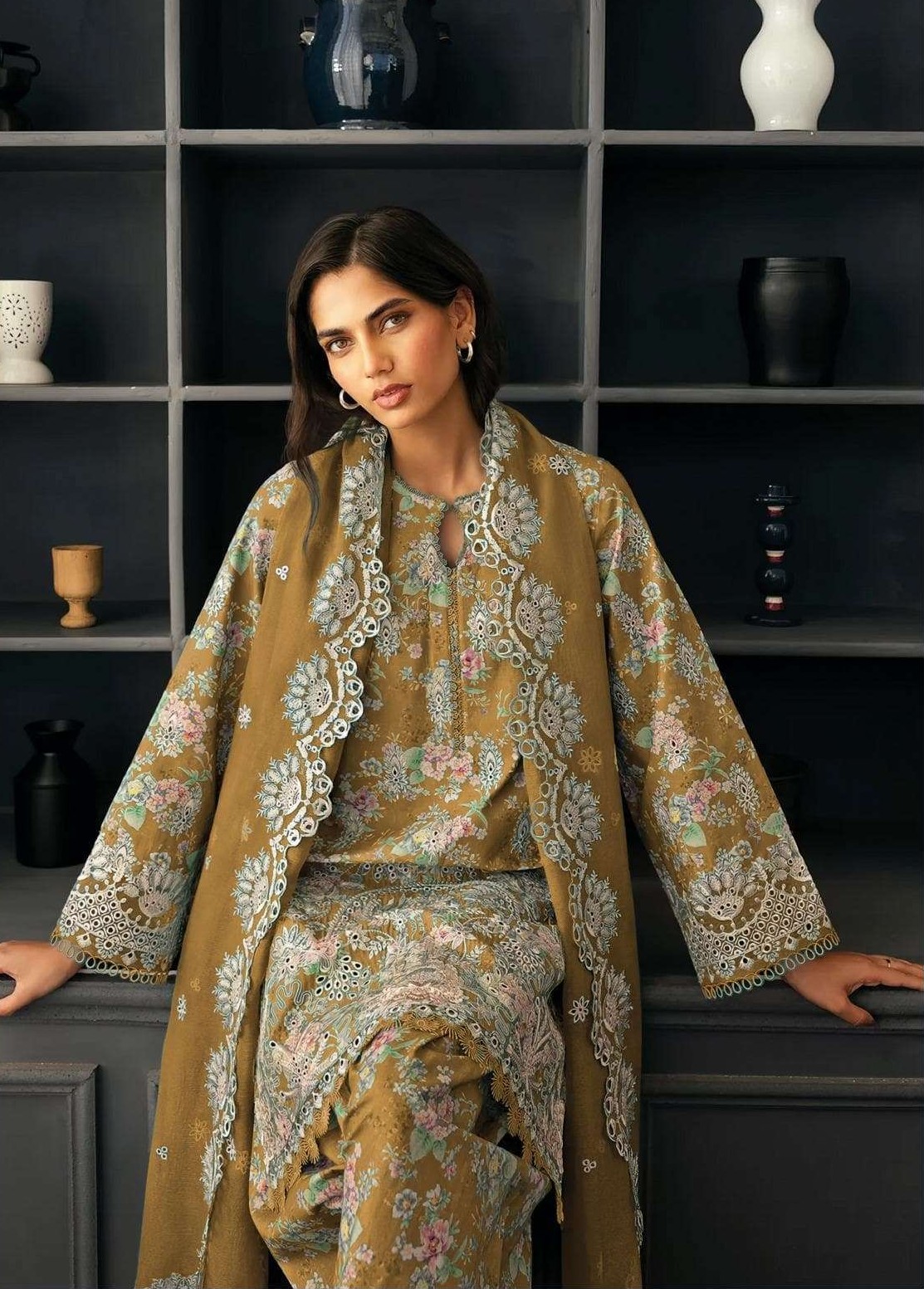 Shree Deepsy Rungrez Chikankari view 12