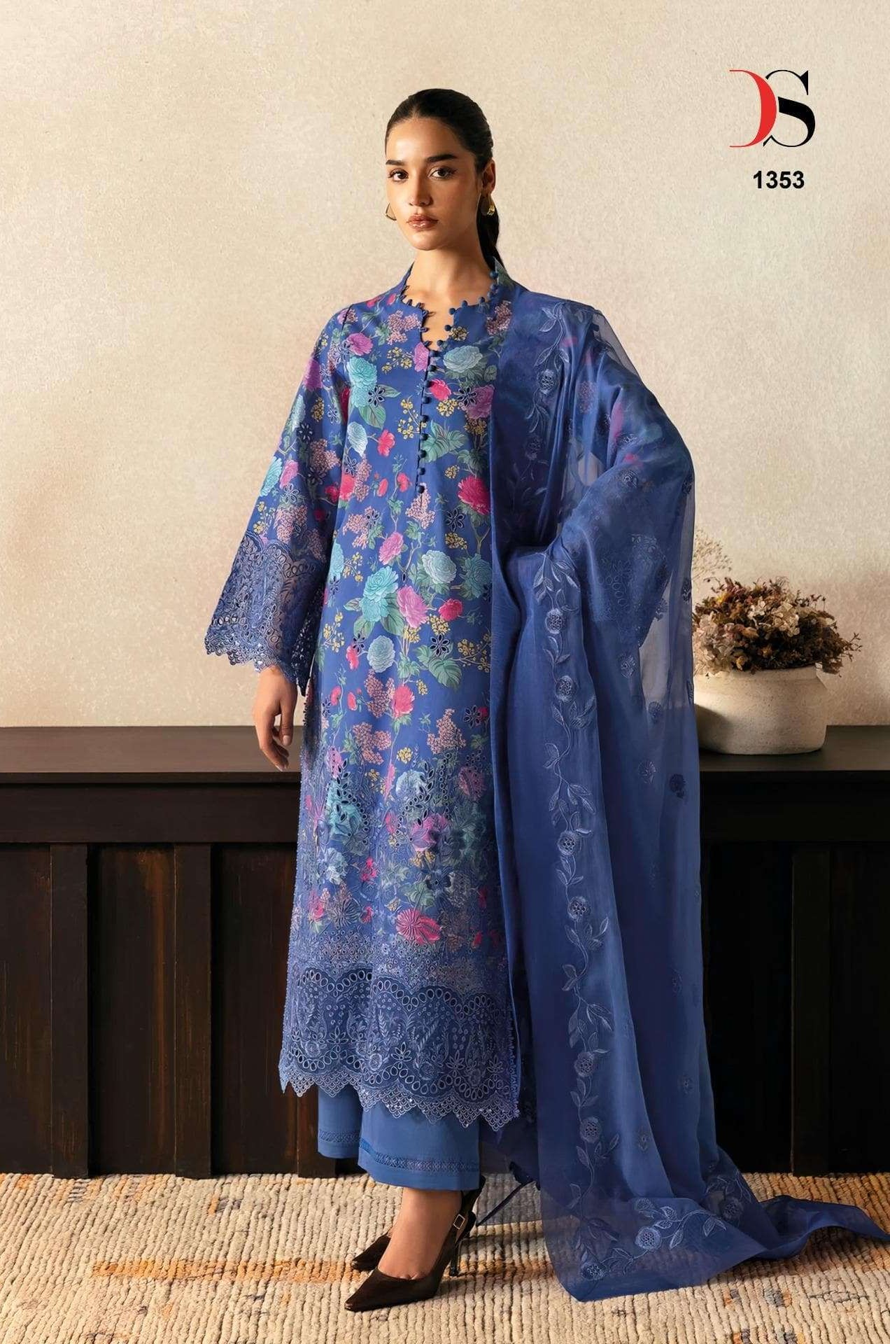 Shree Deepsy Rungrez Chikankari view 5