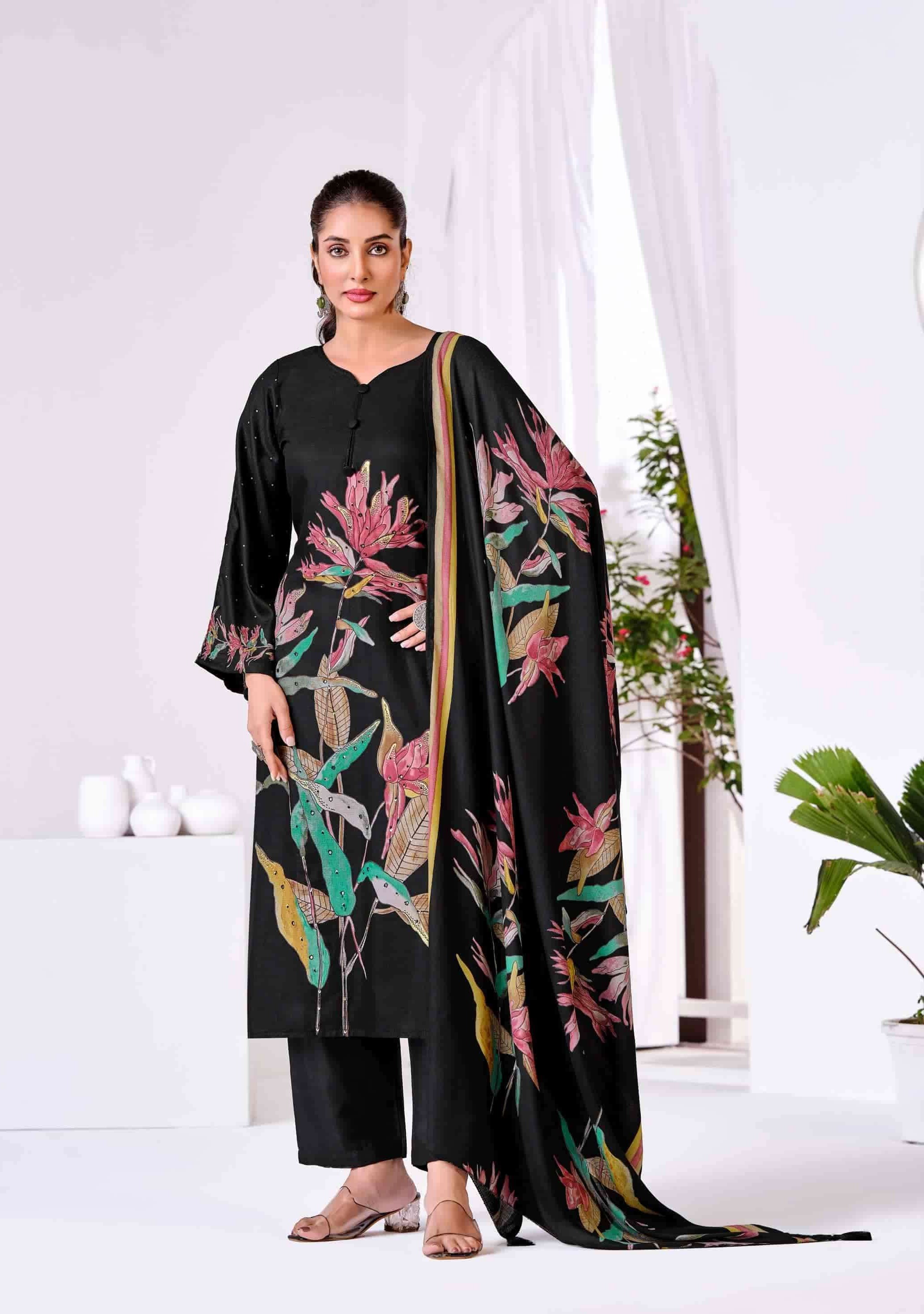 Noor E-Kashmiri by Mumtaz Arts view 5